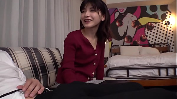 【GoTo利用者限定!YOUは何しに東京へ?3人目】福岡からの襲来!キュッと締まったスレンダー美ボディで男を挑発する天然小悪魔JDが登場しちゃいました!