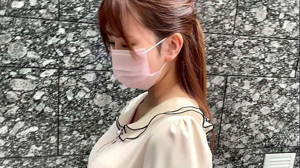 https://bit.ly/3Cf6OQl ハメ撮り 抜群のプロポーションを持つOLとハメ撮りセックス。Mな性格なのでセックスの時はイジめられたいらしい。受付嬢として働いている彼女は上司のチンポもすんなり受付ちゃうし求めちゃう。